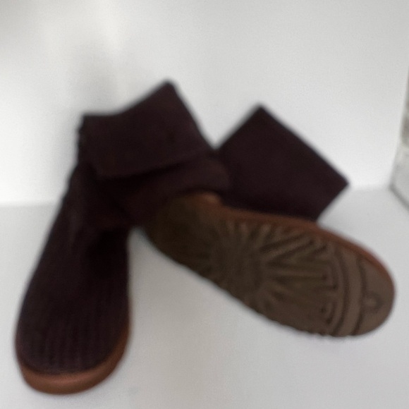 UGG Chocolate Knit Boots - Picture 4 of 4